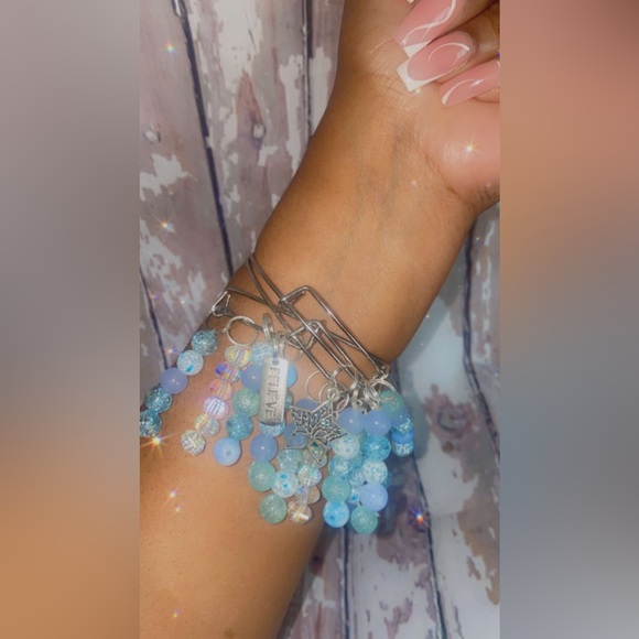 Beautiful adjustable bangles - Picture 3 of 3